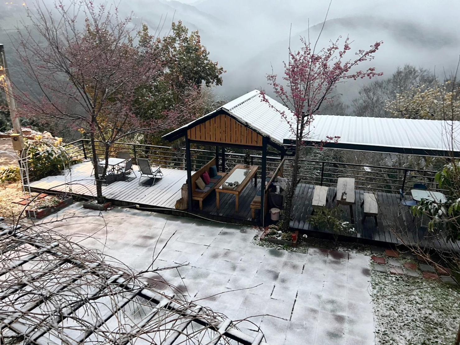 Lala Mountain Homestay‧Cile Farm Hualing Esterno foto